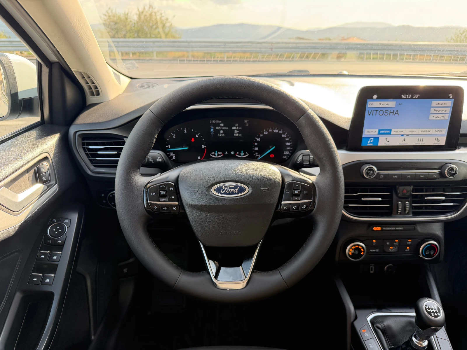 Ford Focus 1.5TDCi EcoBlue, снимка 11 - Автомобили и джипове - 55914626