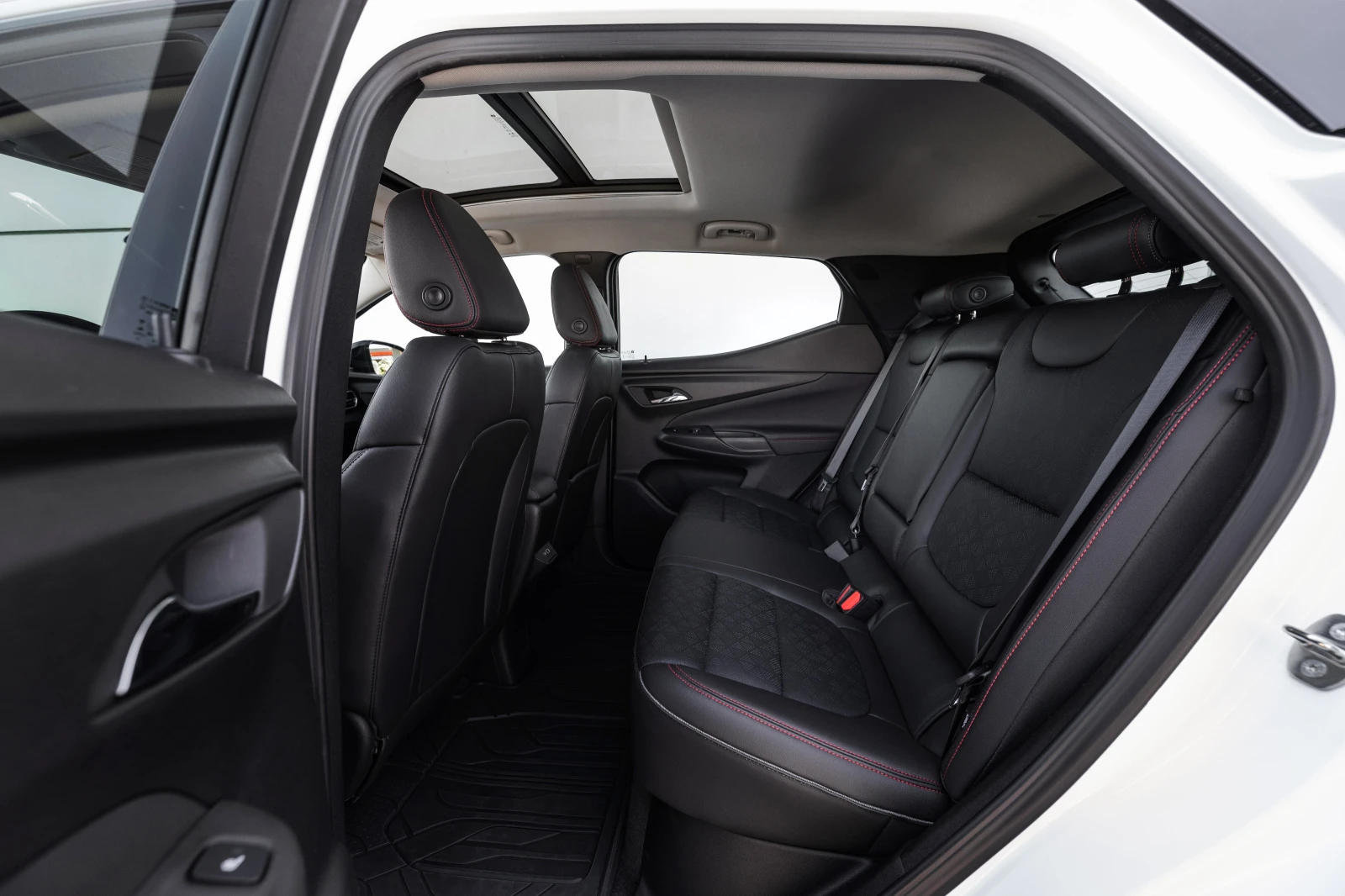 Chevrolet Bolt EUV Premier, снимка 11 - Автомобили и джипове - 56025122