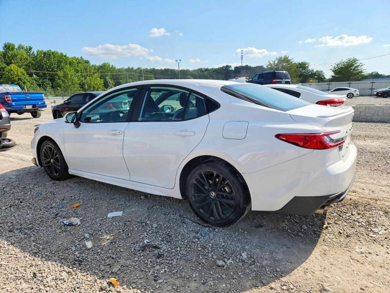 Toyota Camry 2.5l Se, снимка 2 - Автомобили и джипове - 56107964