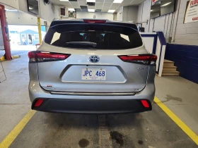 Toyota Highlander HYBRID * ПОДГРЕВ * KEYLESS * 8 МЕСТА * AWD * , снимка 4
