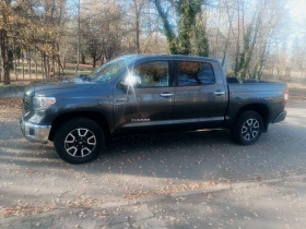 Toyota Tundra CREWMАX Limited  5.7L  i FORCE 4x4, снимка 16