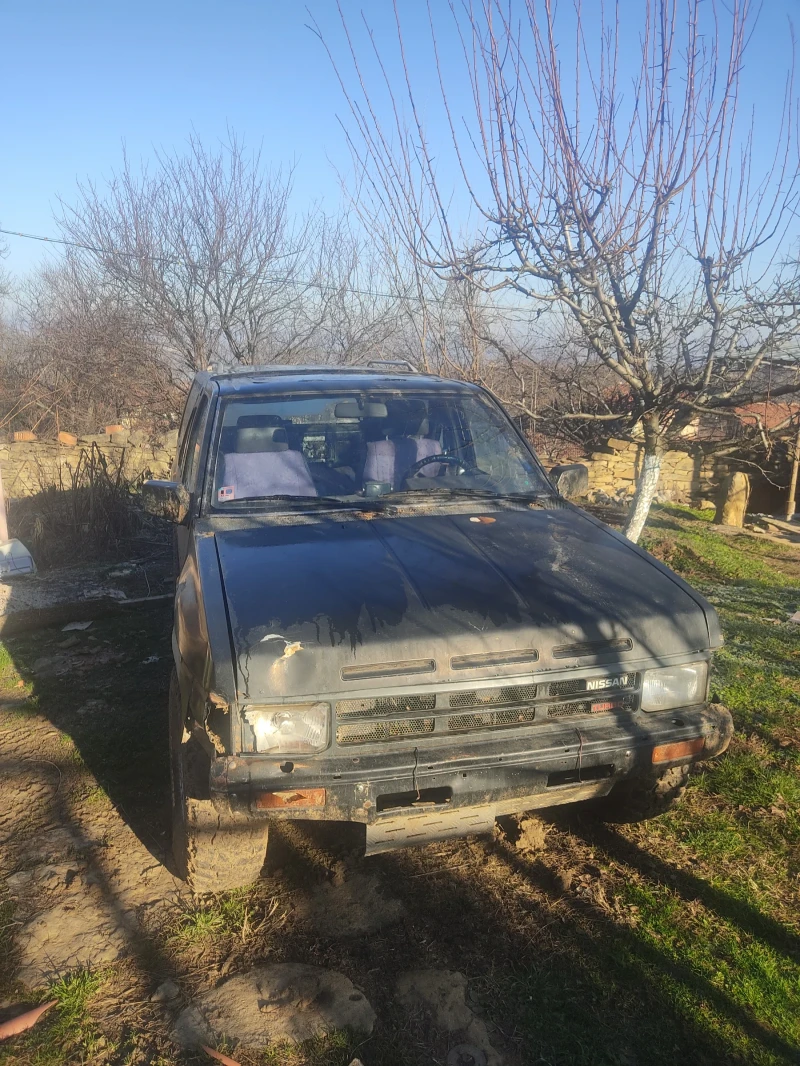 Nissan Terrano, снимка 1 - Автомобили и джипове - 48736371