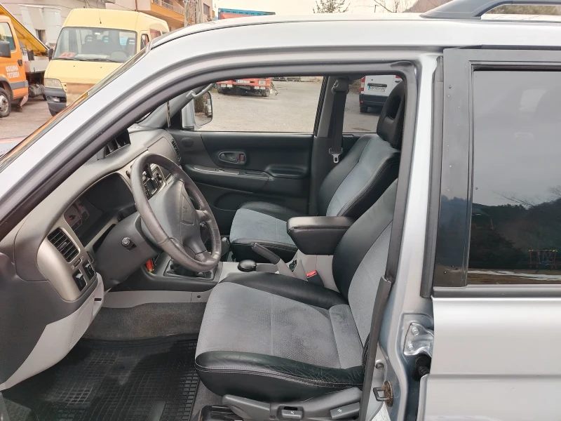 Mitsubishi Pajero sport 2.5TD, снимка 5 - Автомобили и джипове - 49510935