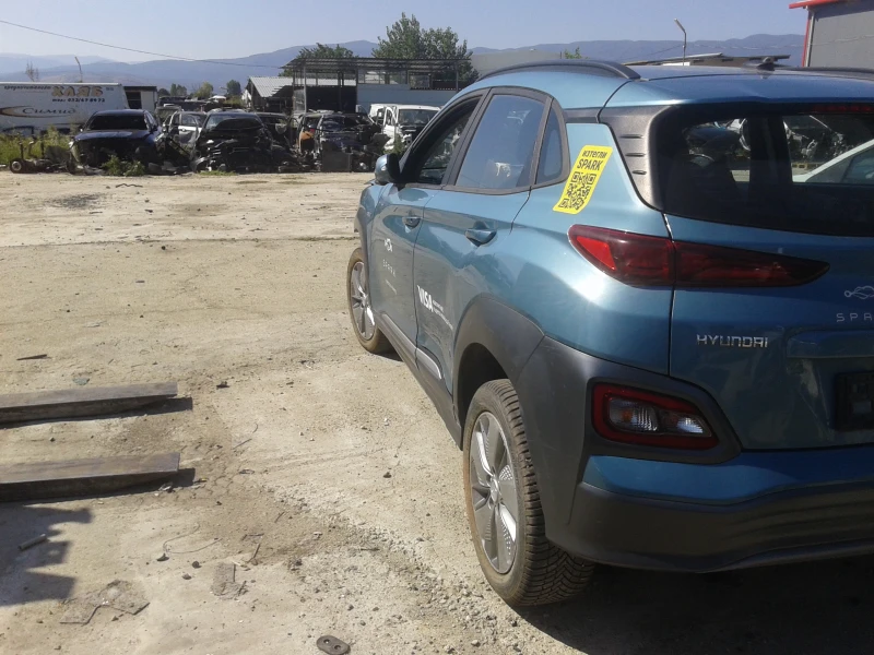 Hyundai Kona Електро 2 броя, снимка 2 - Автомобили и джипове - 51578014