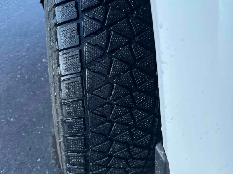 Toyota Tacoma * Limited * CARFAX * БЕЗ ПЪРВОНАЧАЛНА ВНОСКА, снимка 17 - Автомобили и джипове - 53048108