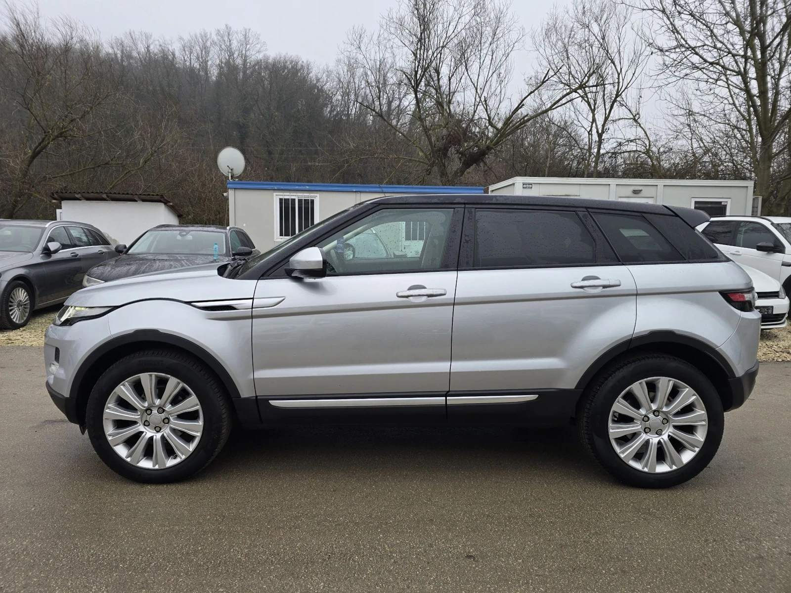 Land Rover Range Rover Evoque 2.2 150к.с 4х4 Топ състояние  - изображение 7