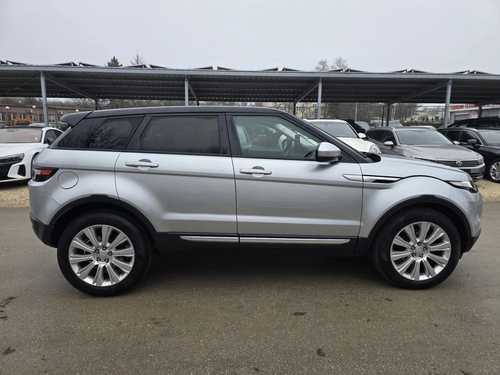 Land Rover Range Rover Evoque 2.2 150к.с 4х4 Топ състояние  - изображение 8