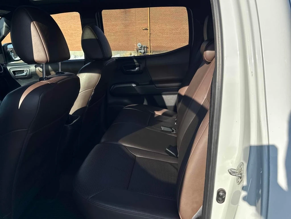 Toyota Tacoma * Limited * CARFAX * ��� ������������ ������ | Mobile.bg � ����������� 16