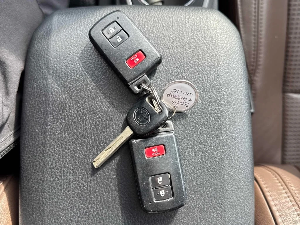 Toyota Tacoma * Limited * CARFAX * ��� ������������ ������ | Mobile.bg � ����������� 15