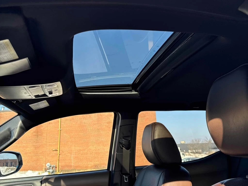 Toyota Tacoma * Limited * CARFAX * ��� ������������ ������ | Mobile.bg � ����������� 10