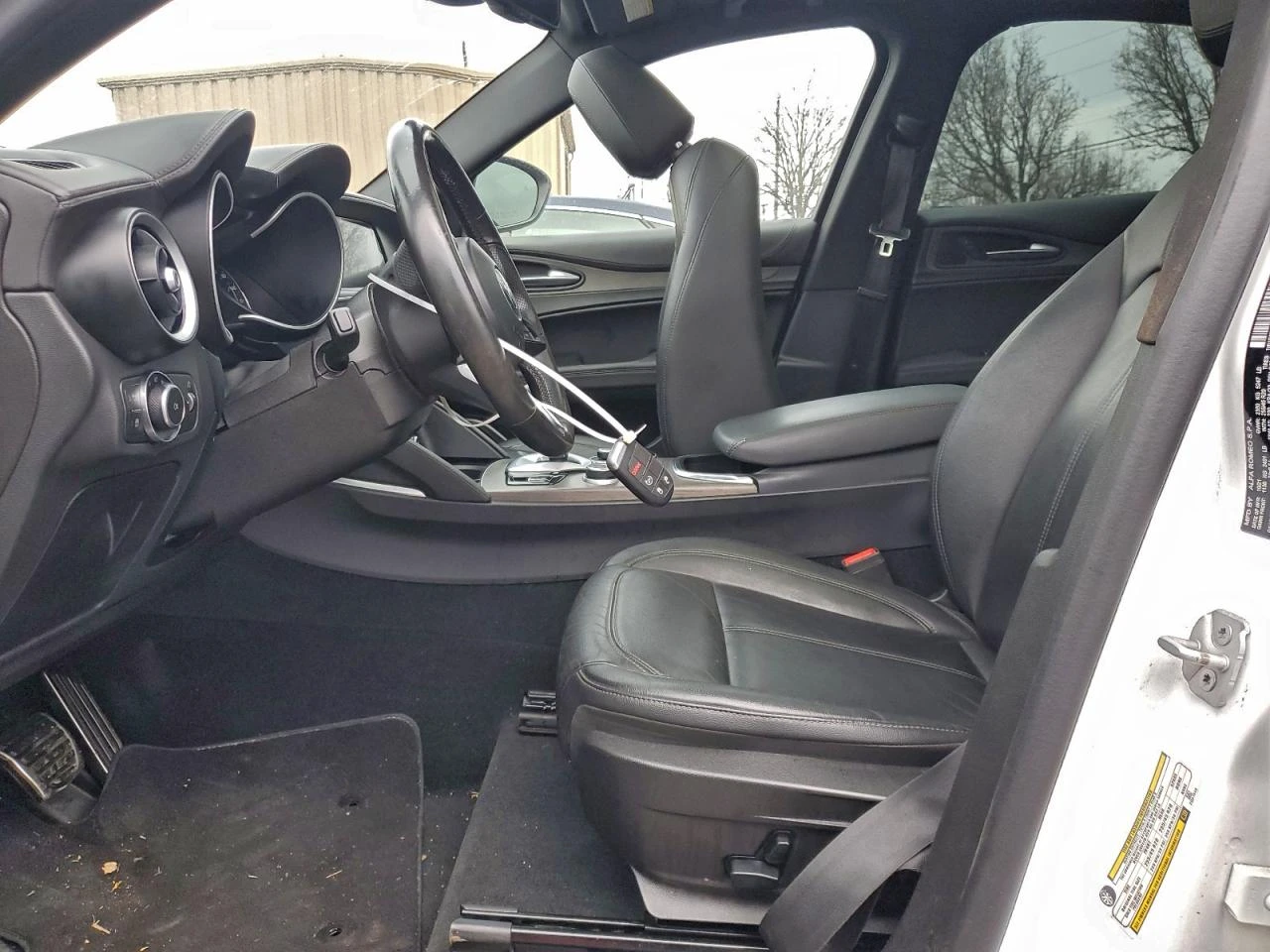 Alfa Romeo Stelvio TI Q4 ФИКСИРАНА ЦЕНА! КОЖА/ПОДГРЕВ/ПАНО - изображение 7