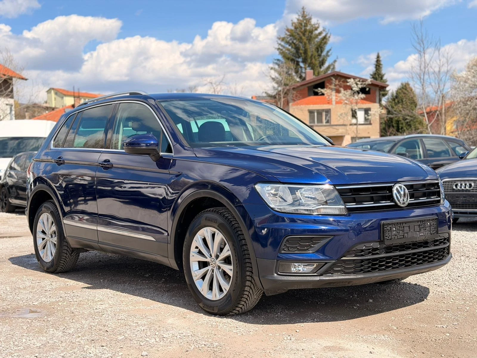 VW Tiguan 2.0TDI 4MOTION 103x km , снимка 2 - Автомобили и джипове - 54158269