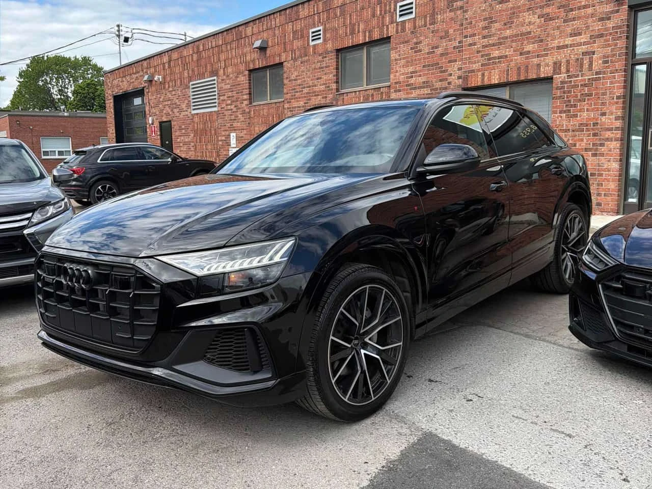 Audi Q8 | Progressiv | DISTRONIC | 360 | ОБДУХВАНЕ | 