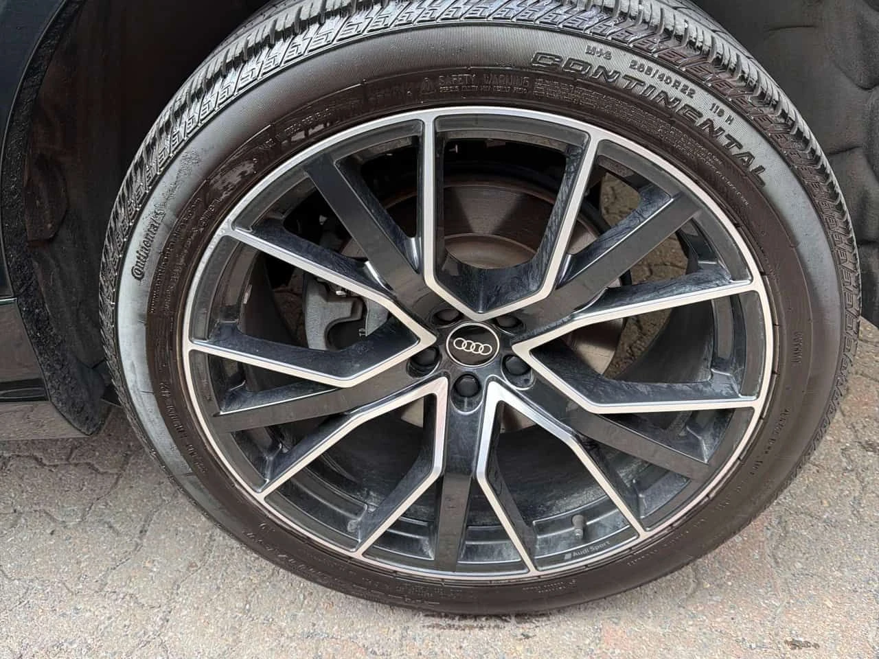 Audi Q8 | Progressiv | DISTRONIC | 360 | ОБДУХВАНЕ | , снимка 7 - Автомобили и джипове - 54695392