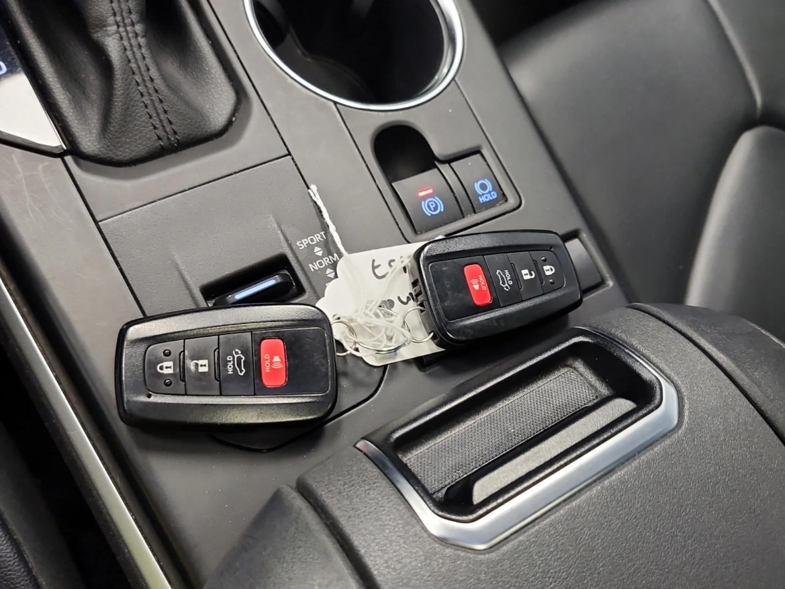 Toyota Highlander HYBRID * ������� * KEYLESS * 8 ����� * AWD *  | Mobile.bg � ����������� 10