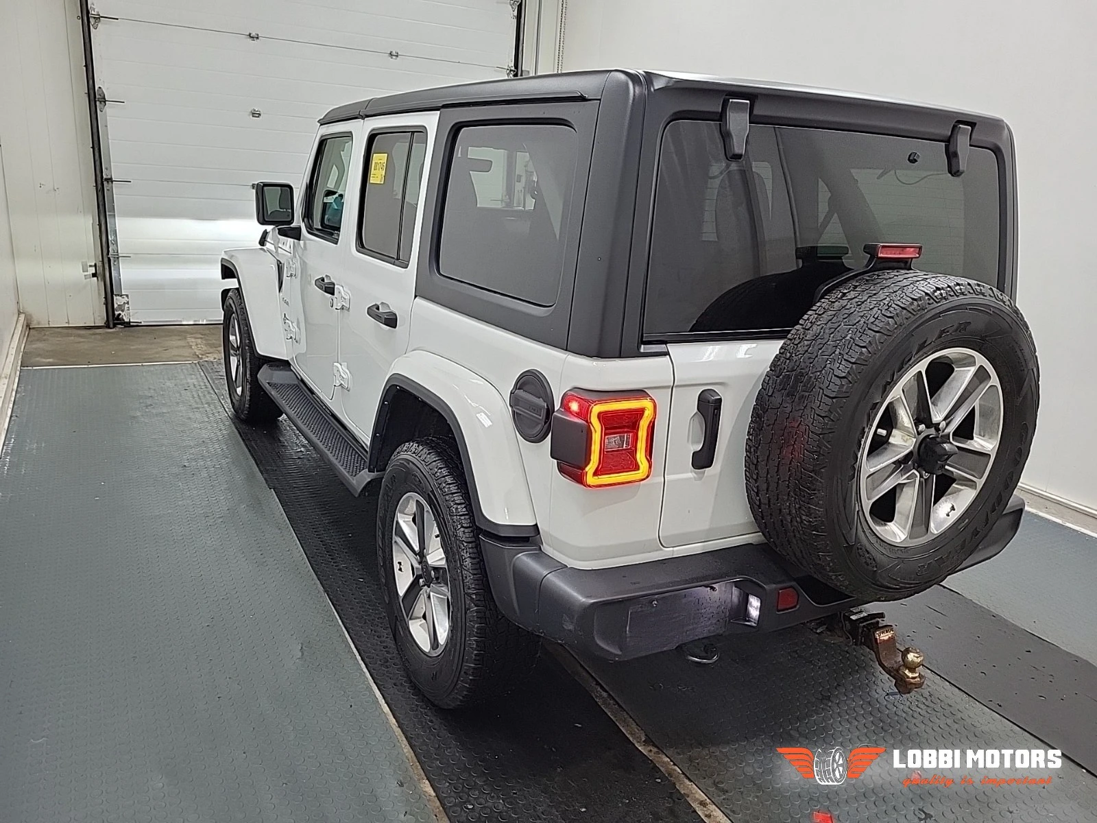 Jeep Wrangler, снимка 4 - Автомобили и джипове - 55992770