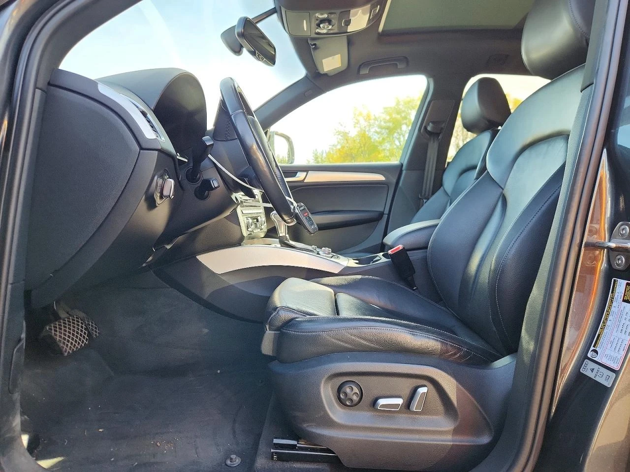 Audi Q5 2.0l Premium Plus, снимка 7 - Автомобили и джипове - 56350890