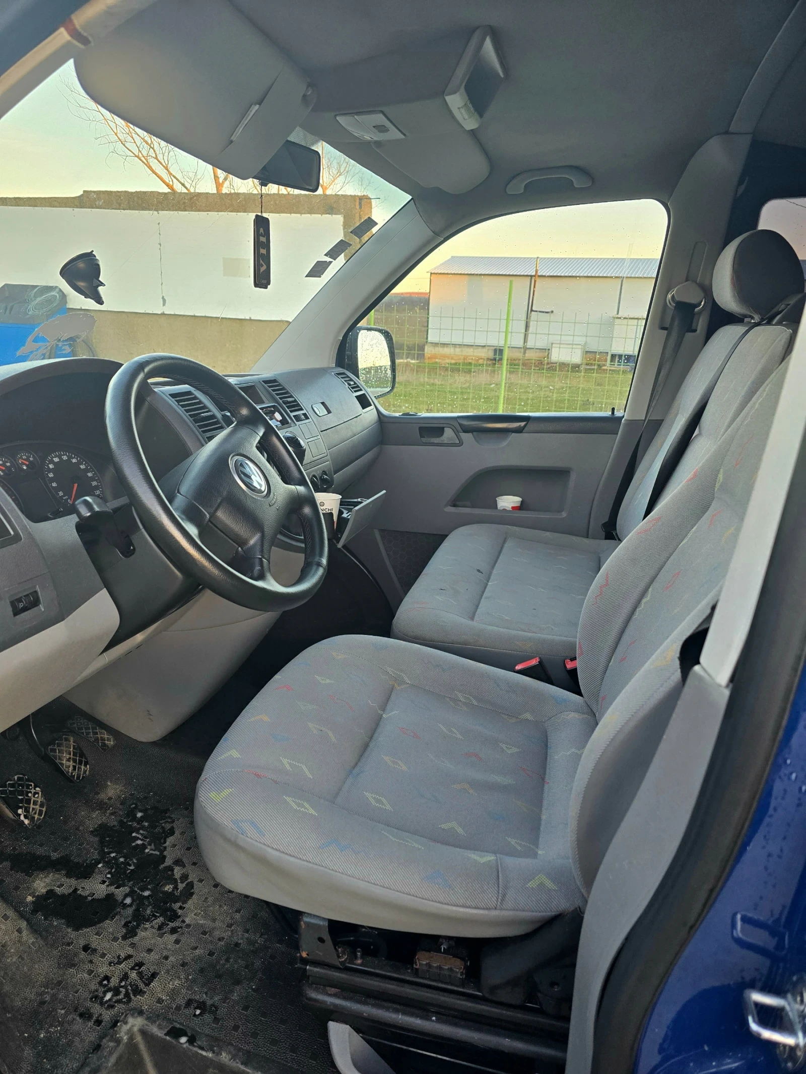VW Transporter 1.9TDI - изображение 6