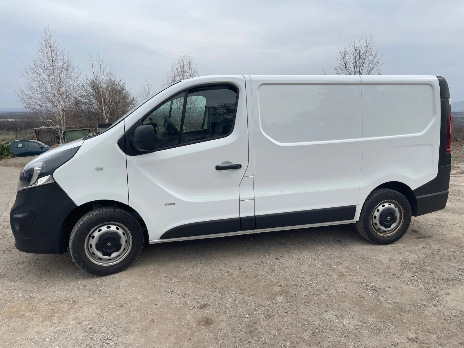 Opel Vivaro Euro 6 Оригинални Километри - изображение 3