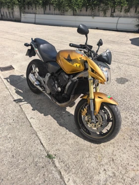 ������ Honda Hornet