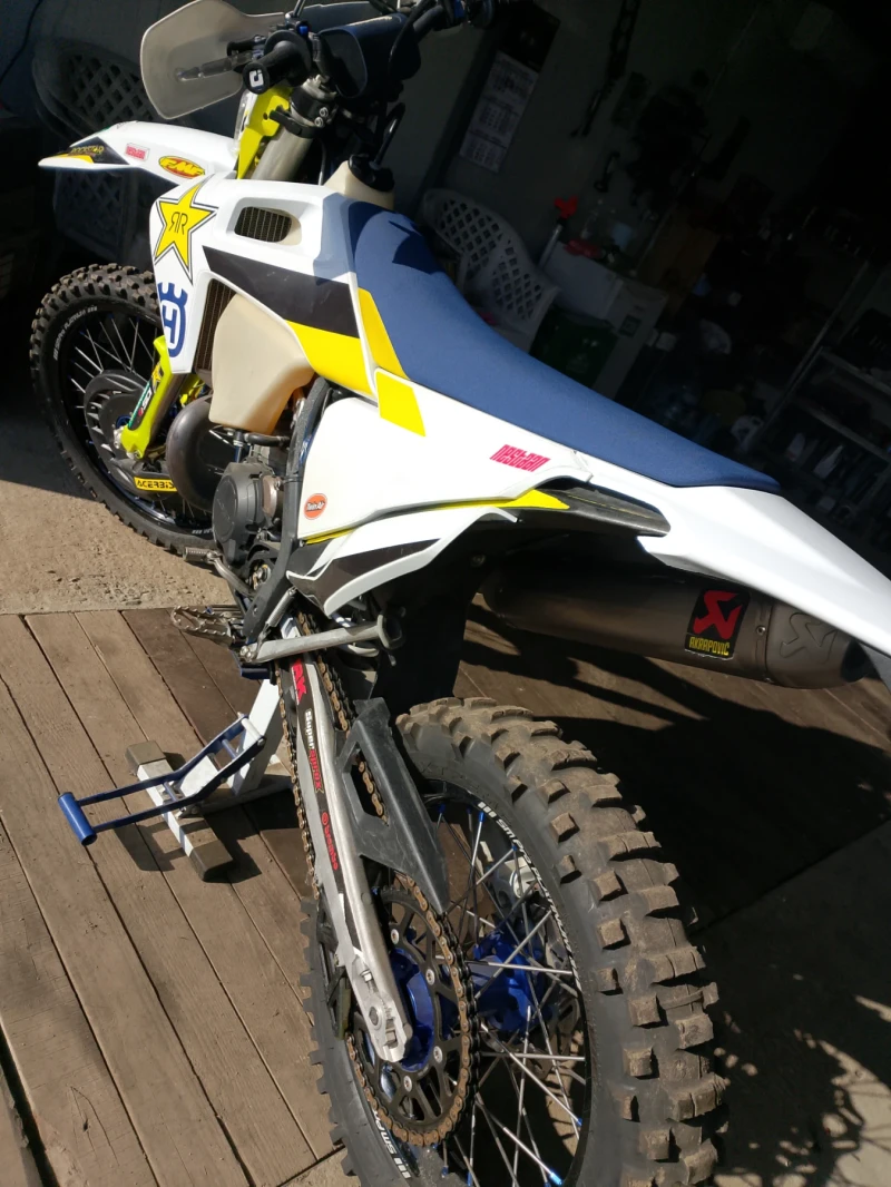 Husqvarna TE 300, снимка 4 - Мотоциклети и мототехника - 53139379