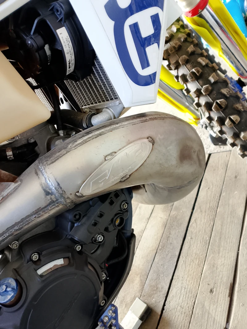 Husqvarna TE 300, снимка 6 - Мотоциклети и мототехника - 53139379