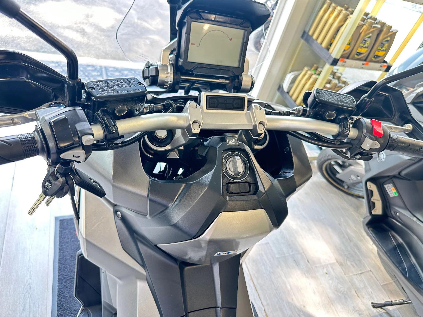 Honda X-ADV 750 ABS/LED 08.2017г., снимка 2 - Мотоциклети и мототехника - 54766310
