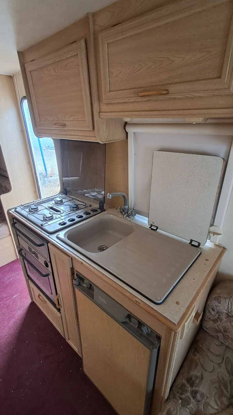 Каравана Други, снимка 8 - Каравани и кемпери - 51232817