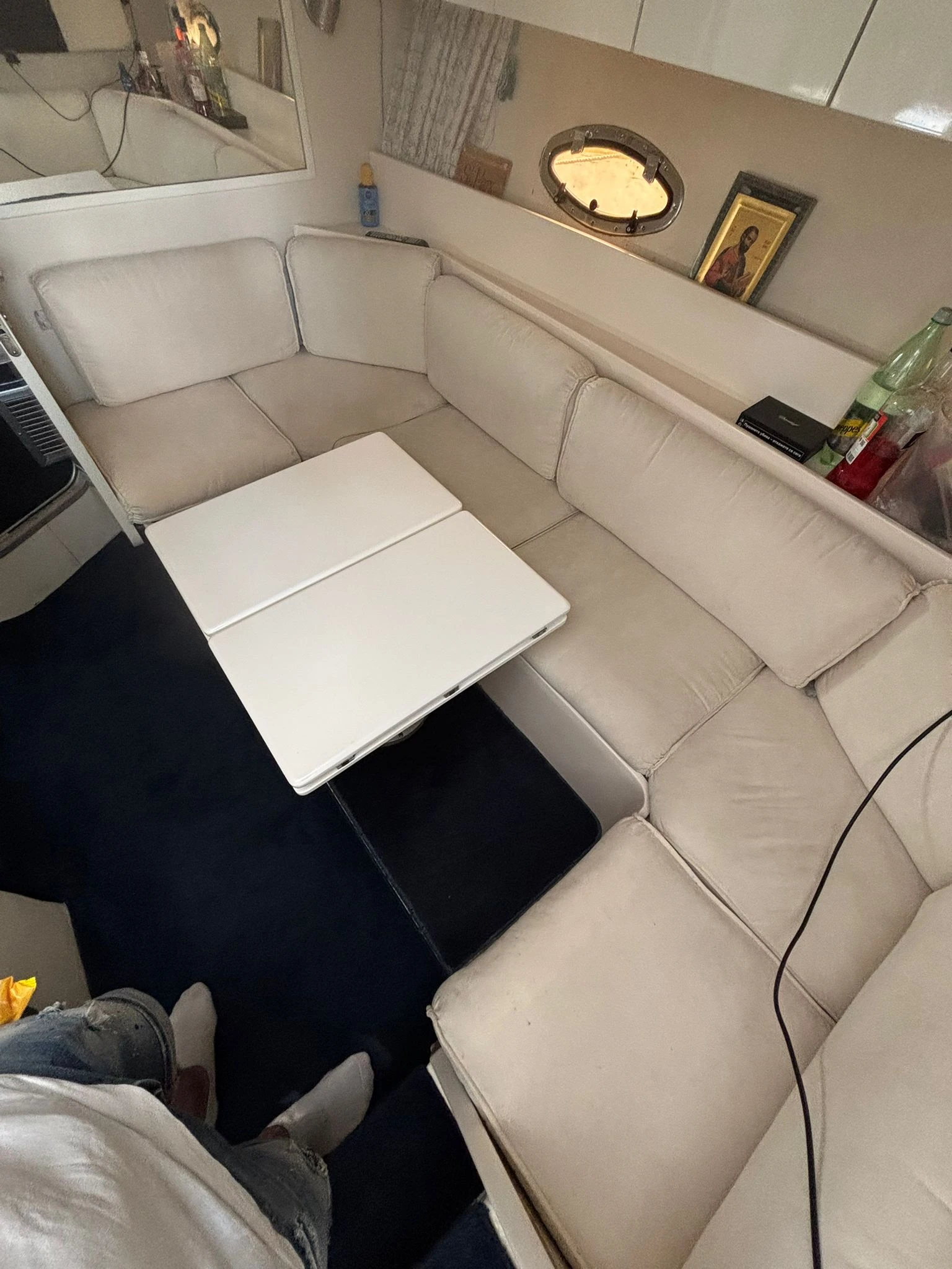 Моторна яхта Pershing 33 - изображение 9