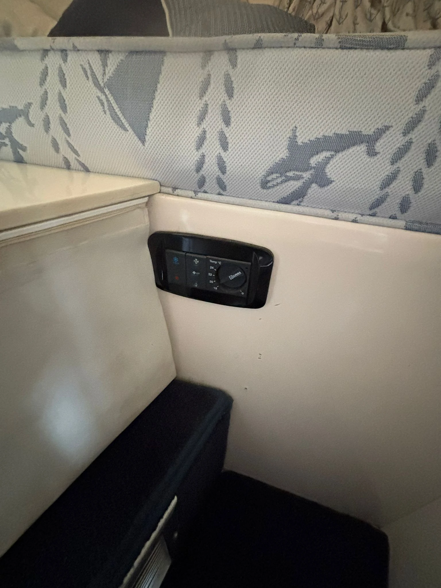   Pershing 33 | Mobile.bg   15