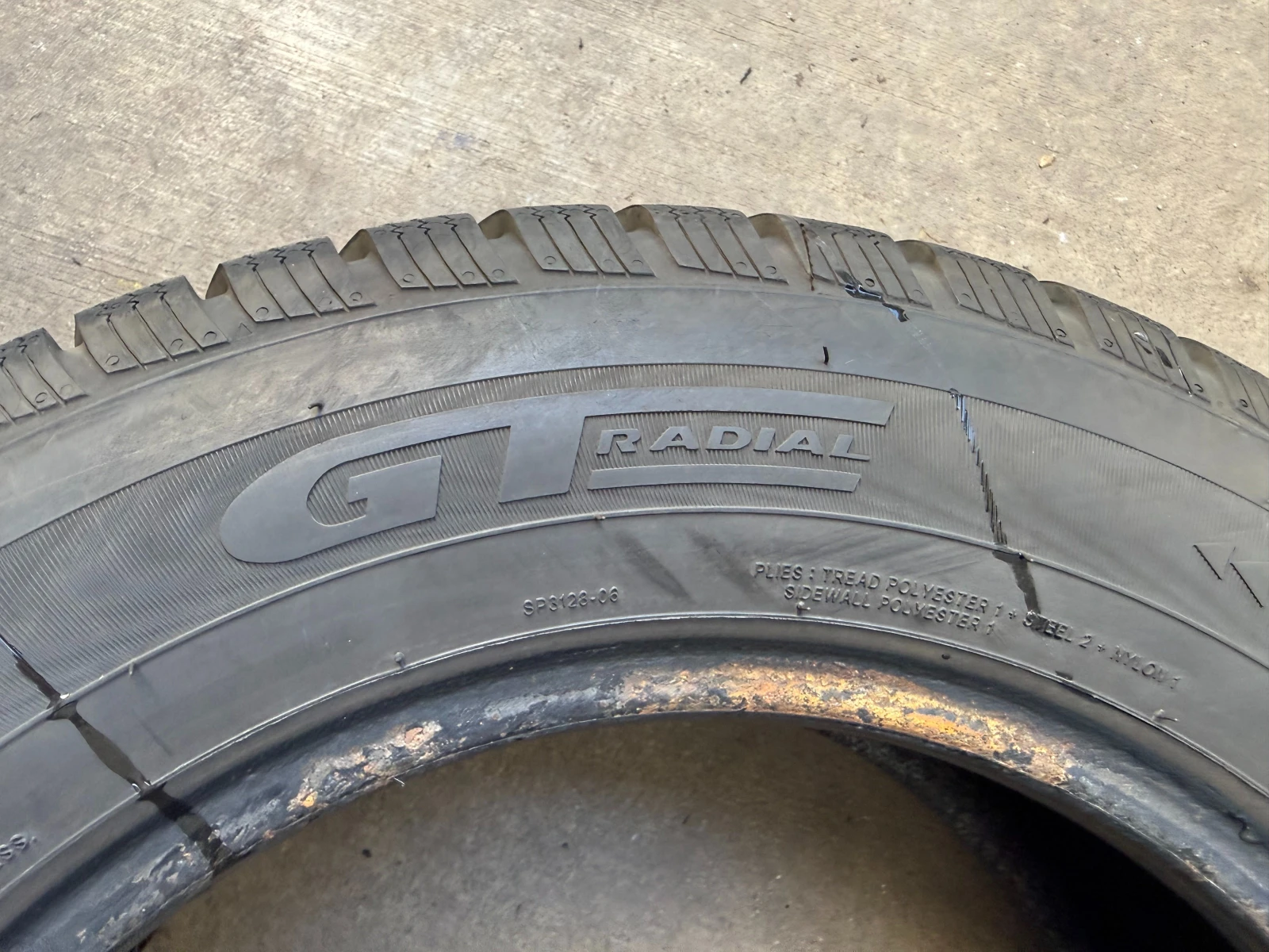 Гуми Зимни 195/65R15, снимка 11 - Гуми и джанти - 55977783