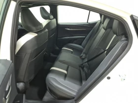 Toyota Camry * HYBRID SE UPGRADE * AWD * CARFAX * , снимка 10