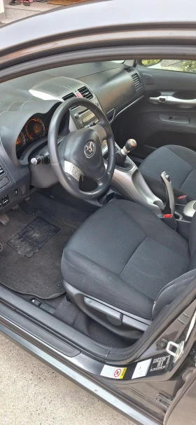 Toyota Auris 2.0 d4d | Auto.bg — изображение 4
