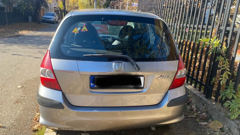 Honda Jazz, снимка 3 - Автомобили и джипове - 47915589