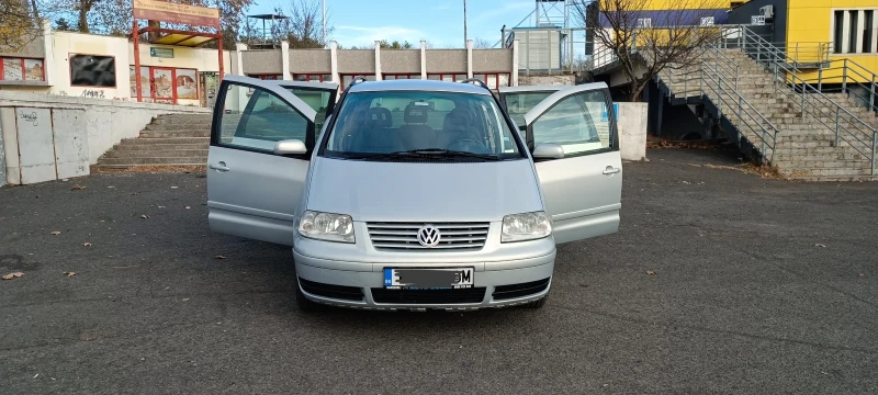 VW Sharan 1.9TDI, снимка 1 - Автомобили и джипове - 48042612