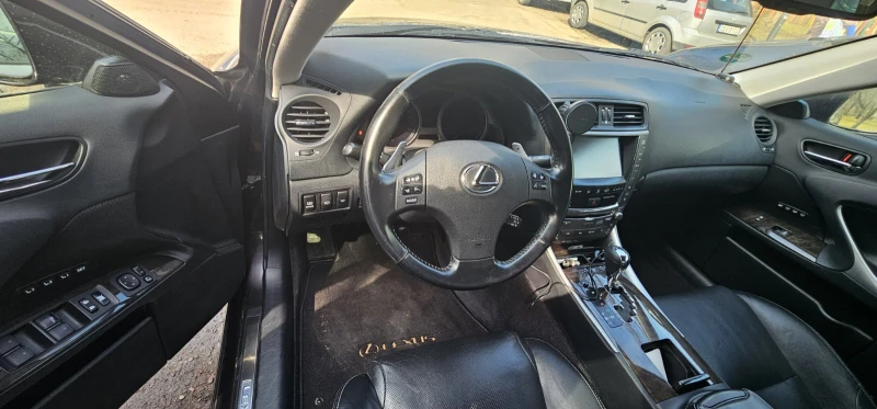 Lexus IS 250, снимка 9 - Автомобили и джипове - 49351005