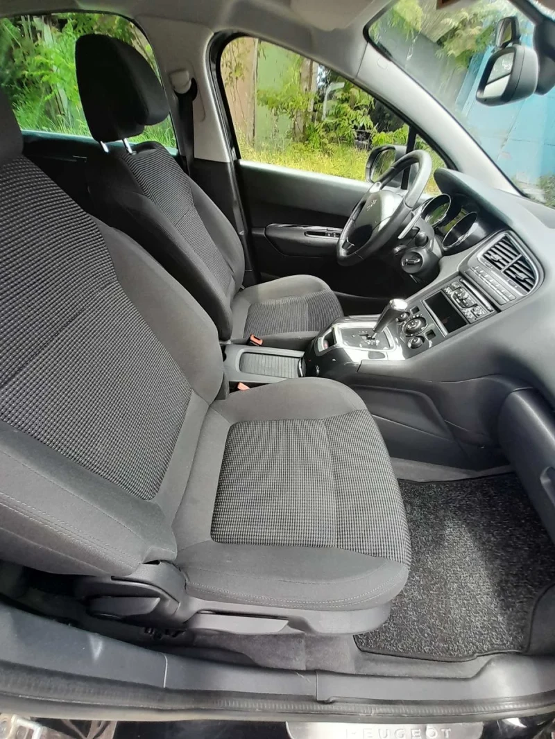 Peugeot 5008, снимка 10 - Автомобили и джипове - 50579179
