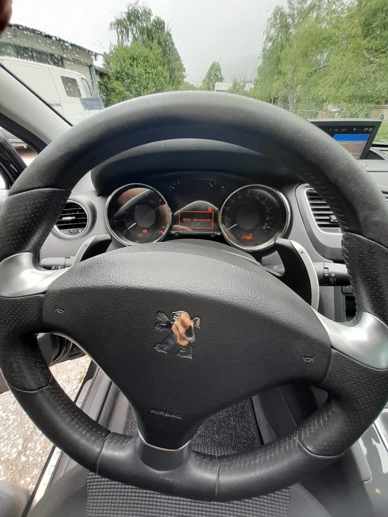Peugeot 5008, снимка 9 - Автомобили и джипове - 50579179