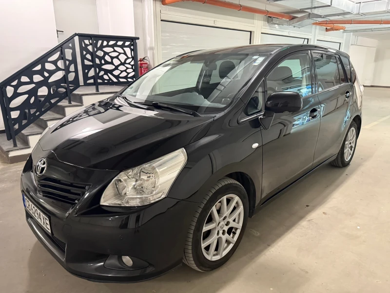 Toyota Verso Toyota Verso 2.0d 124ps , снимка 3 - Автомобили и джипове - 51949446