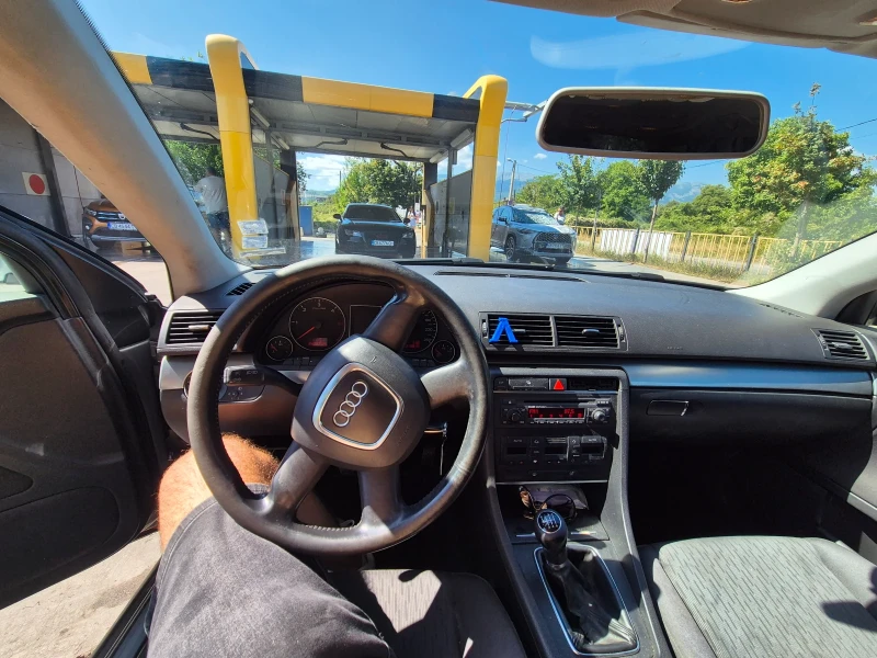 Audi A4, снимка 6 - Автомобили и джипове - 52355793