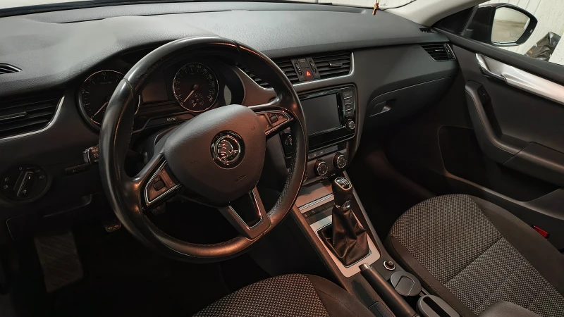 Skoda Octavia 3, снимка 9 - Автомобили и джипове - 52753027