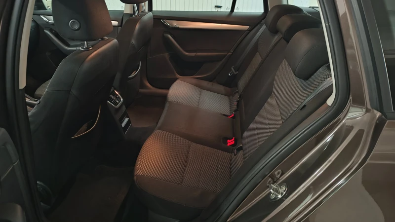 Skoda Octavia 3, снимка 12 - Автомобили и джипове - 52753027