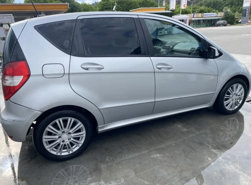 Mercedes-Benz A 180, снимка 7 - Автомобили и джипове - 52851755