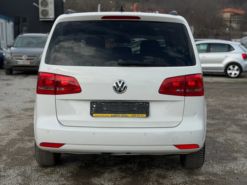 VW Touran 2.0TDI 140кс 6с 7-места НАВИ ПОДГРЕВ ПЕЧКА , снимка 5 - Автомобили и джипове - 53244019