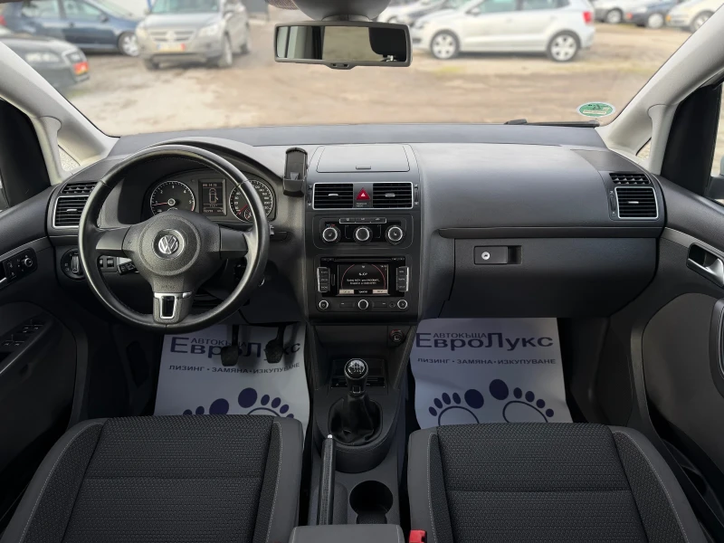 VW Touran 2.0TDI 140кс 6с 7-места НАВИ ПОДГРЕВ ПЕЧКА , снимка 9 - Автомобили и джипове - 53244019