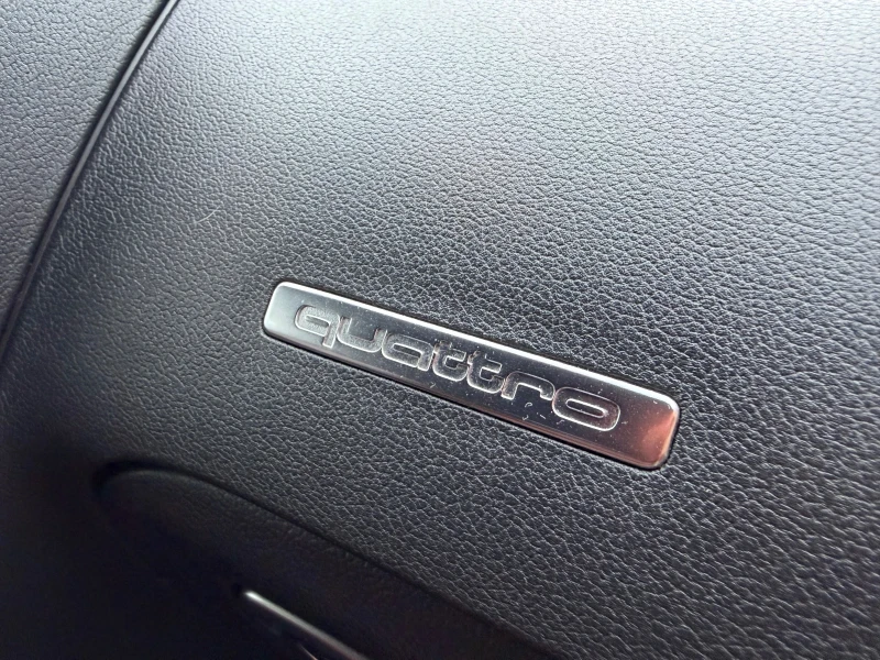 Audi A5 БАРТЕР* 3.0TDI* 6ск* Ръчка, снимка 13 - Автомобили и джипове - 53246510