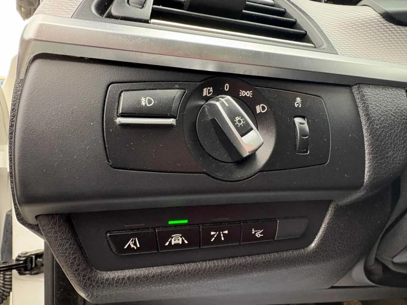 BMW 650 i* HeadUp* N55* Keyless* Mperfomance* 360, снимка 9 - Автомобили и джипове - 53445558