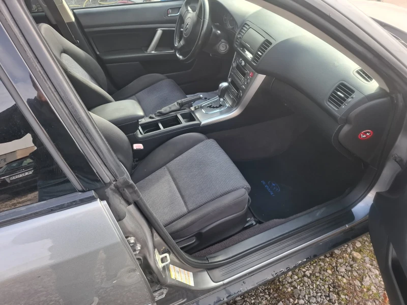 Subaru Outback 2.5i L.P.G., снимка 10 - Автомобили и джипове - 53595109