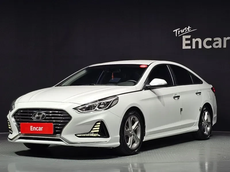 Hyundai Sonata New Rise 2.0 Smart