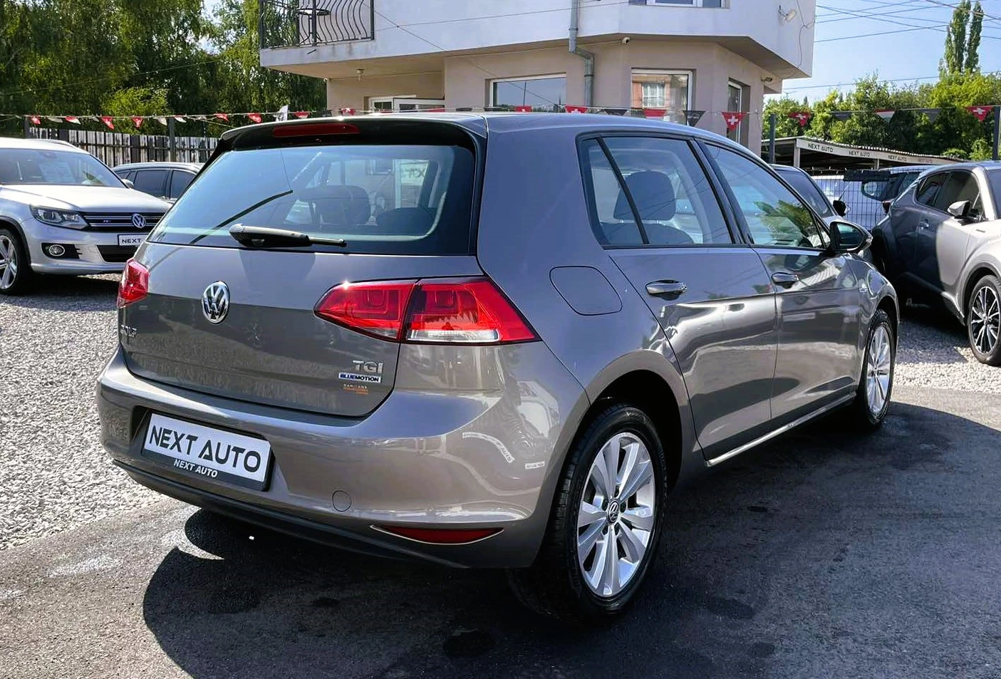 VW Golf 1.4i 110HP EURO6B - изображение 5